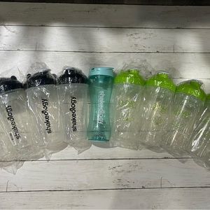 Beachbody shaker cups